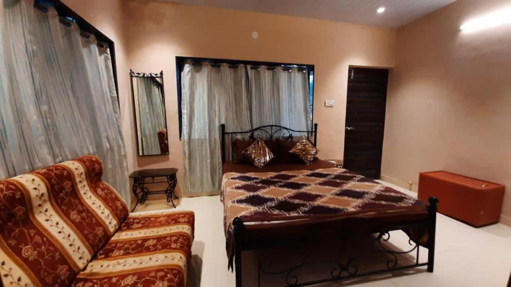 Ivy Dreams Villa, 4 Bhk With Indoor Pool, Tungarli, ロナバラ エクステリア 写真